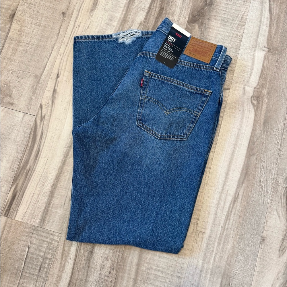 Women’s Levi’s 501 90’s Lightweight Mid-Rise Jeans - Picture 5 of 6